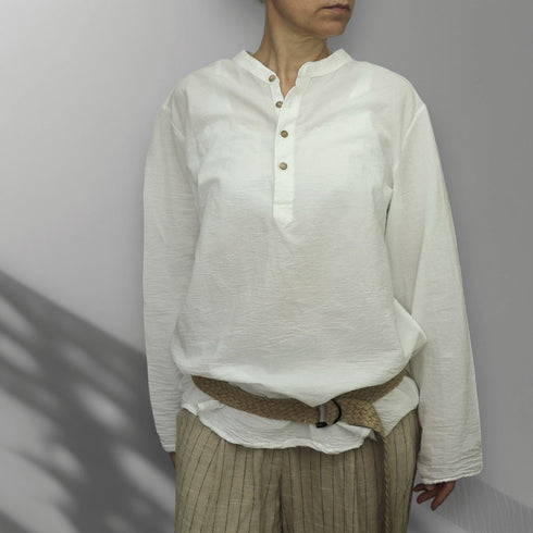 Cămașă unisex cu mâneci largi. Cămașă fină de vară, din țesătură naturală de bumbac topit.