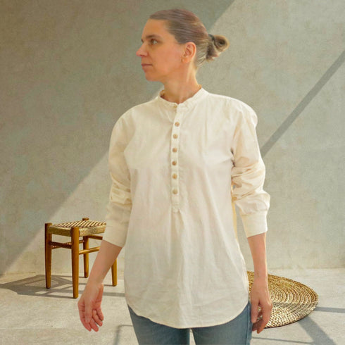 Cămașă Tunică Unisex din panza topita: Eleganță Relaxată și Farmec Distinct