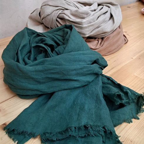 Esarfa din IN organic, pentru o eleganta clasica