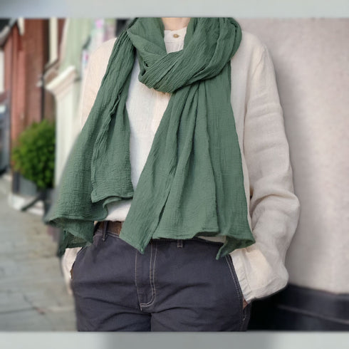 Esarfe din tesaturi naturale. Esarfa din panza topita. Esarfa din bumbac. Șal de damă