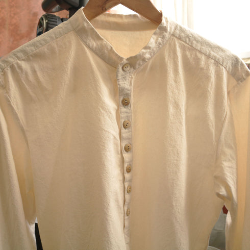 Unisex Tunic Shirt in Fused Canvas: Relaxed Elegance and Distinctive Charm