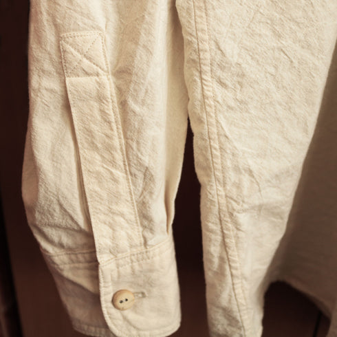 Unisex Tunic Shirt in Fused Canvas: Relaxed Elegance and Distinctive Charm