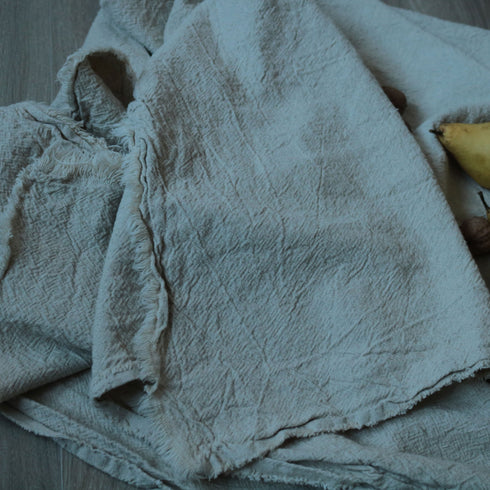 Țesătură densă Ralu din amestec de 30% in și 70% bumbac cu aspect rustic-modern pentru croitorie Foxenia