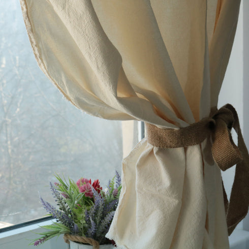 Draperii din bumbac fiert, semi-transparente și cu aspect creponat - nod de legare