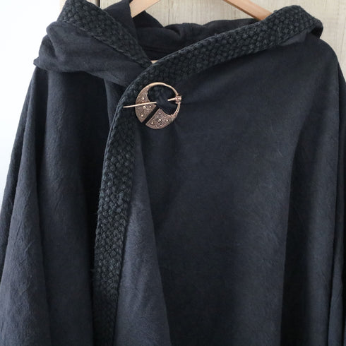 Pelerina Medievală Unisex din In și Bumbac: Eleganță Autentică și Mister