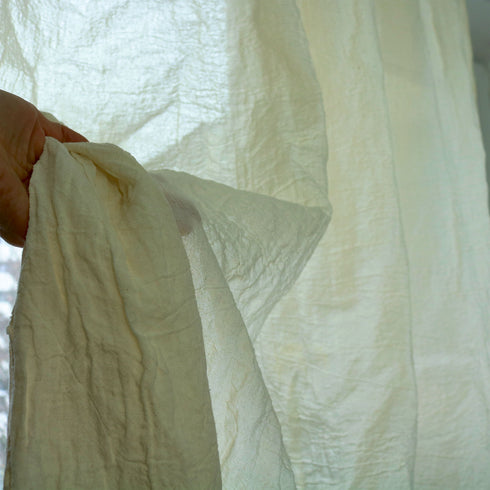 Perdea semitransparenta din tesatura amestec de cânepă și bumbac