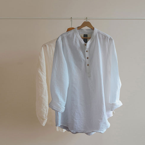 Cămașă unisex cu mâneci largi. Cămașă fină de vară, din țesătură naturală de bumbac topit.