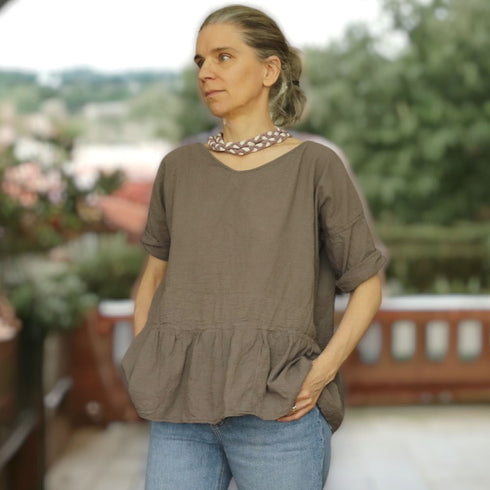 Bluza de vara pentru doamne din panza topita de bumbac. Camasa dama din tesatura naturala.