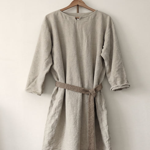 Unisex tunic made of linen and cotton gauze